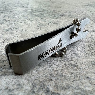 Stainless Nipper Logo
